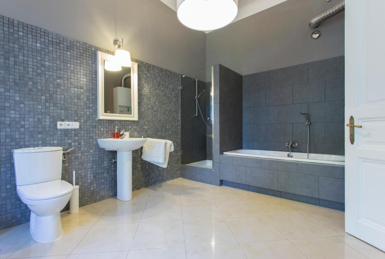 Tyzenhauz Grand Apartaments クラクフ エクステリア 写真
